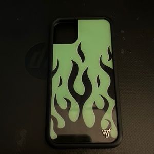 Wildflower-Neon Green Flame-IPhone 11